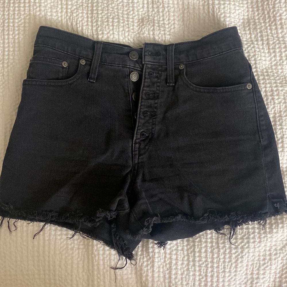 💙 Bundle 6 items for 20% off - Madewell Black Denim Jean Shorts